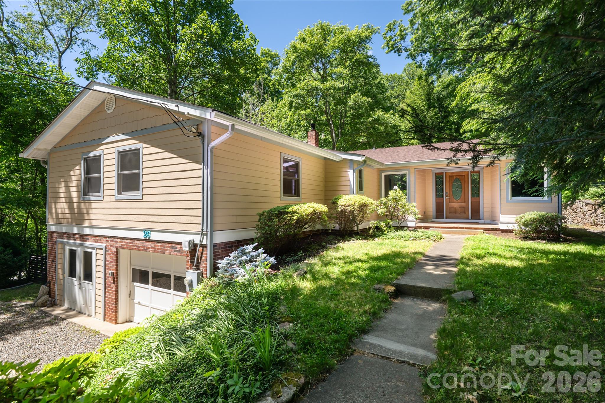 26 Utopia Road Asheville NC 28805