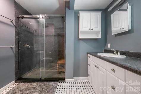 26 Utopia Road Asheville NC 28805