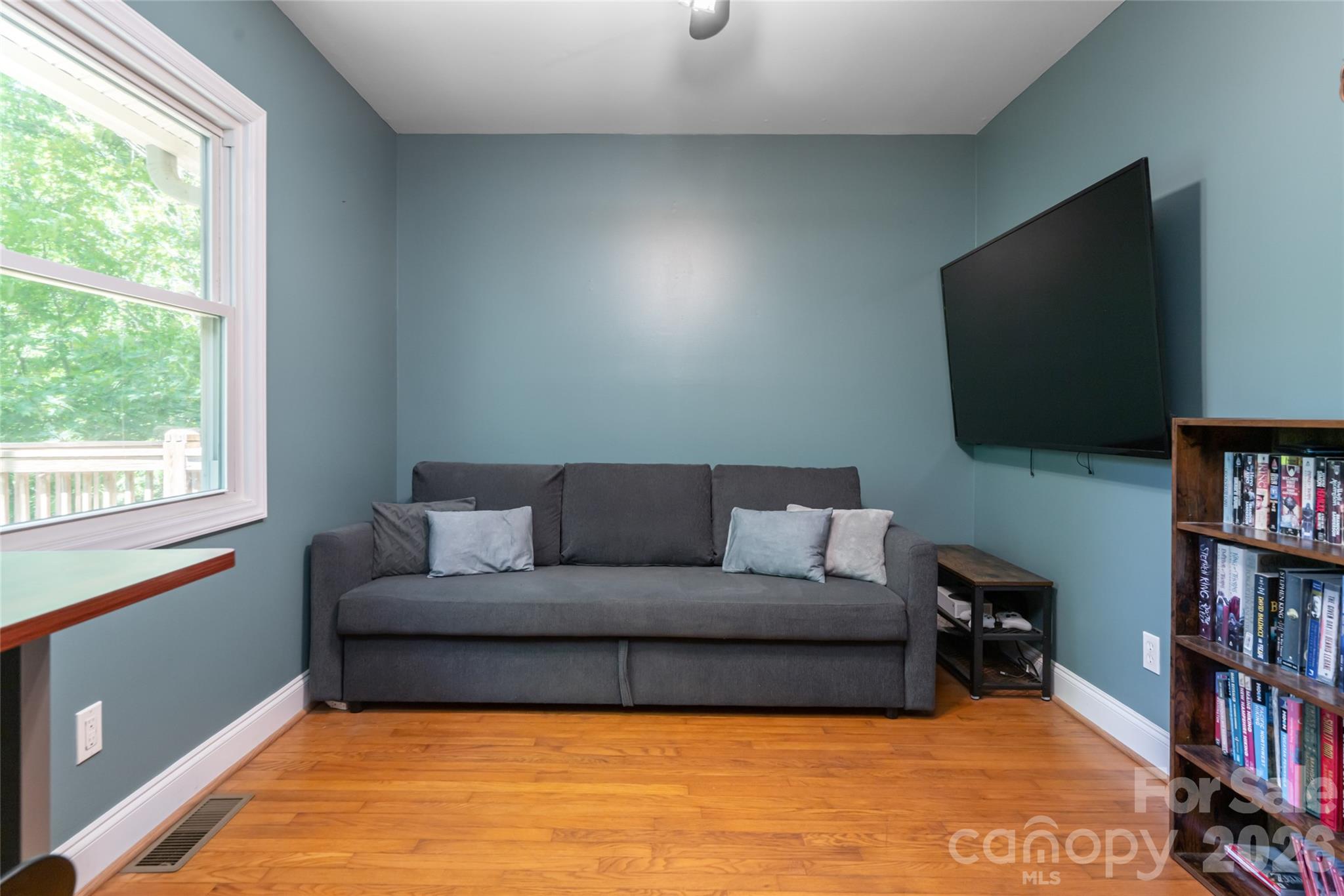 26 Utopia Road Asheville NC 28805