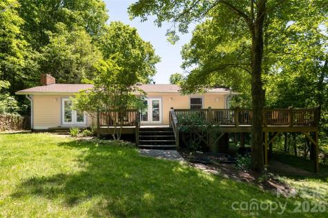 26 Utopia Road Asheville NC 28805