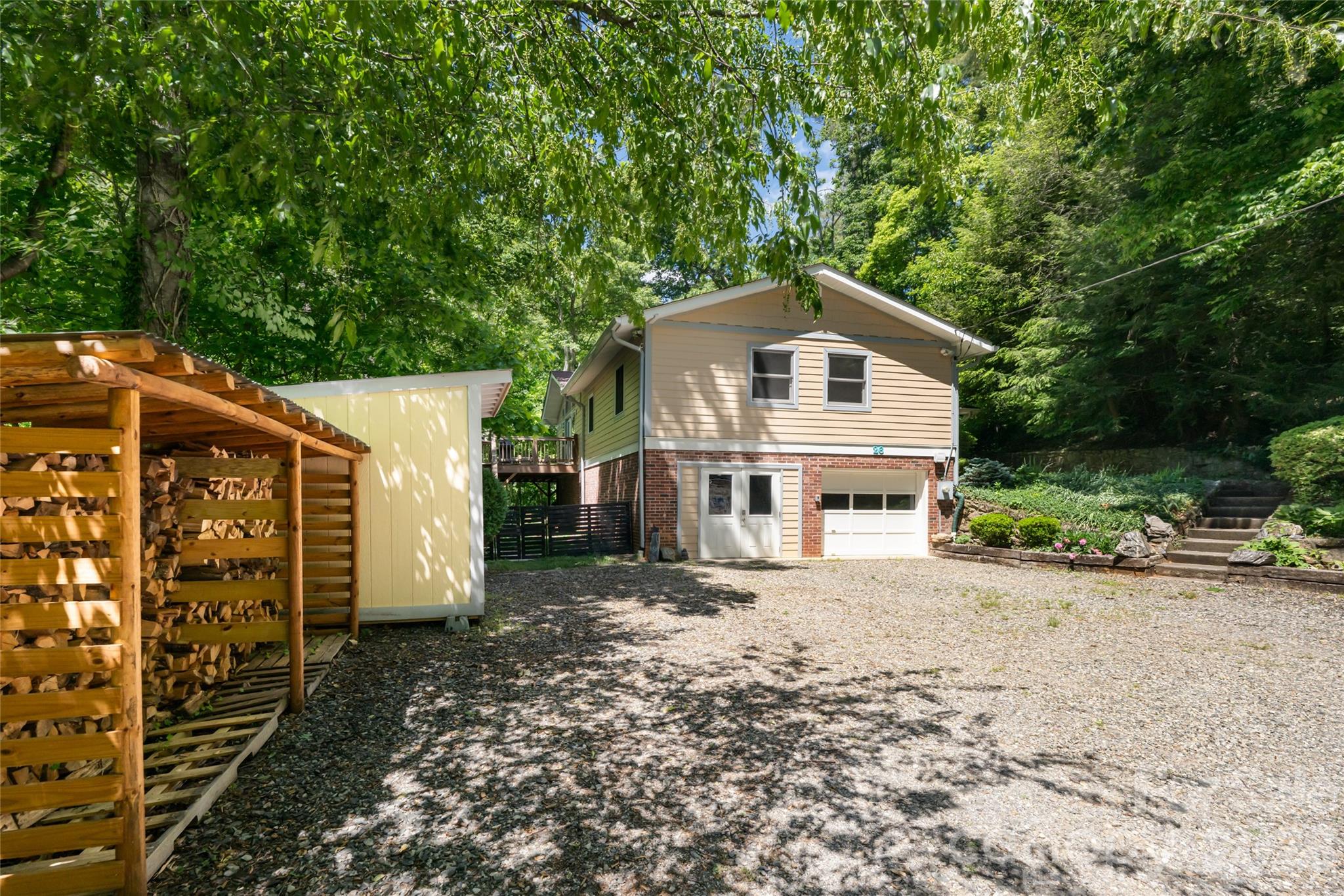 26 Utopia Road Asheville NC 28805