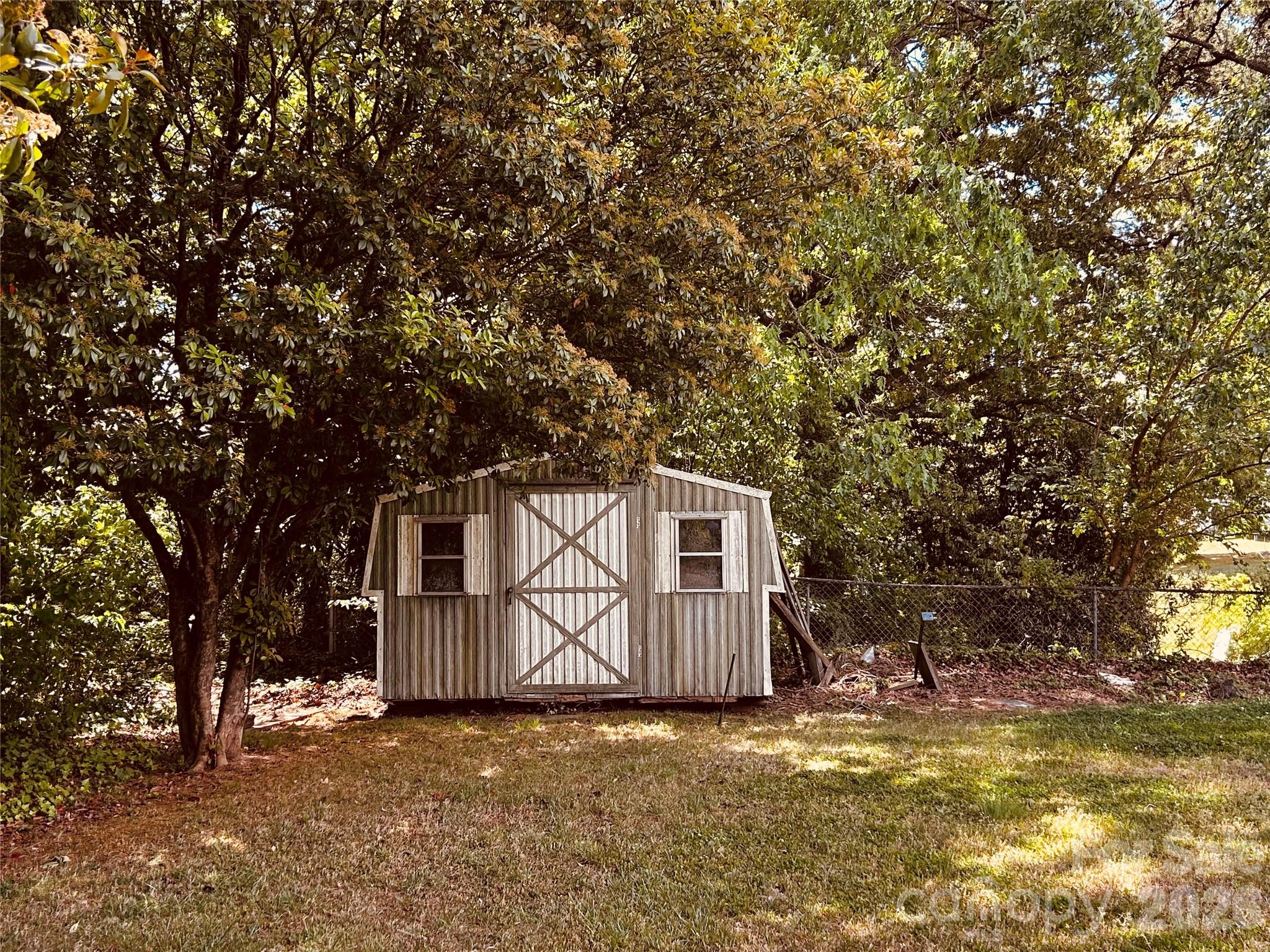 2525 13th Avenue SW Hickory NC 28602