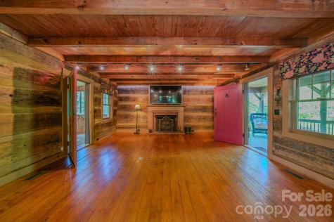 75 Old Gap Creek Road Fairview NC 28730