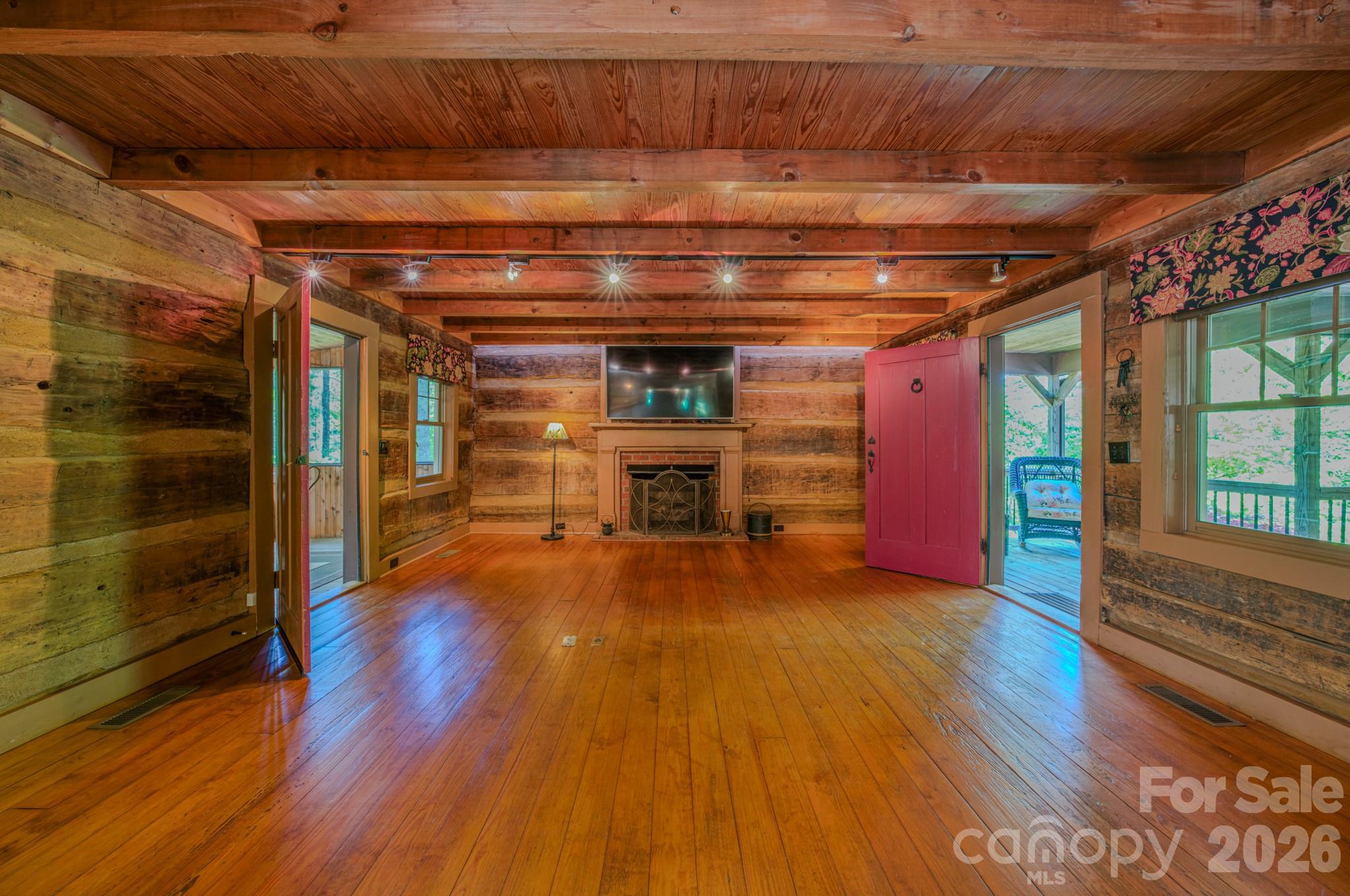 75 Old Gap Creek Road Fairview NC 28730