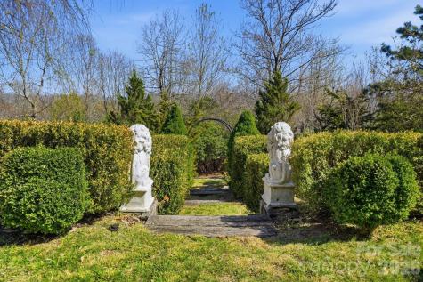 301 Forge Crest Drive Mills River NC 28759