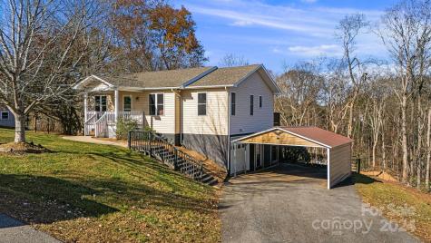 160 Sovereign Circle Clyde NC 28721