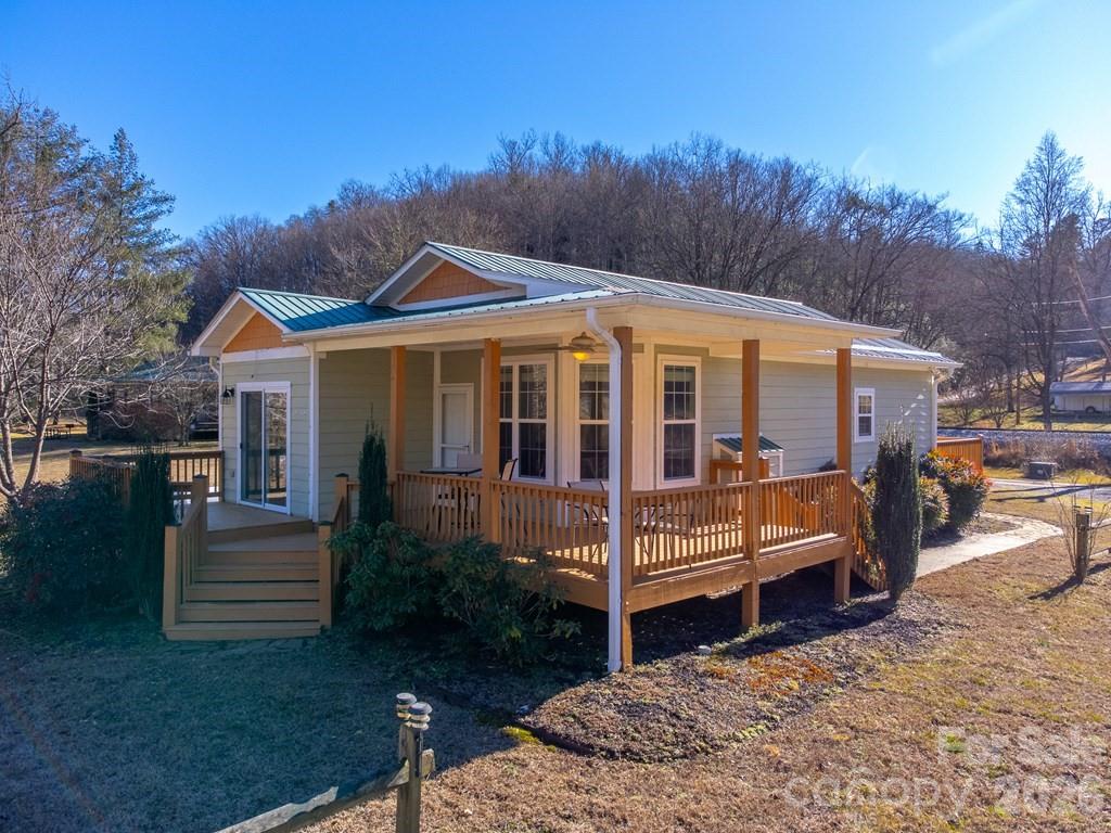 990 Hornet Drive Whittier NC 28789