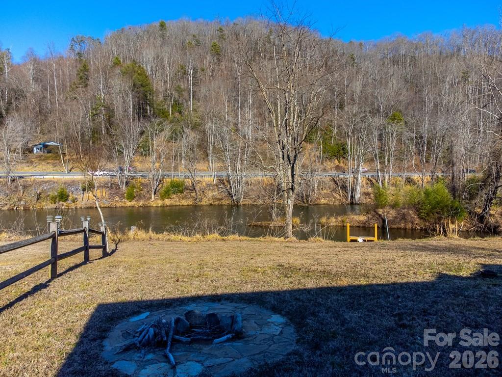 990 Hornet Drive Whittier NC 28789