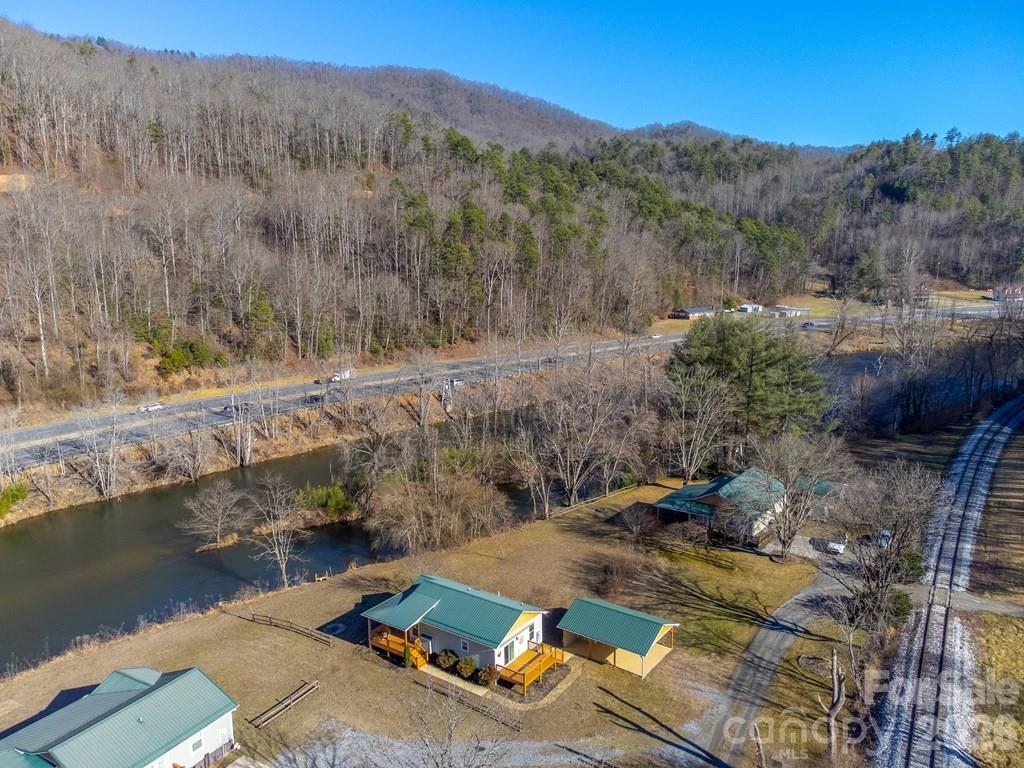 990 Hornet Drive Whittier NC 28789