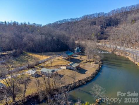 990 Hornet Drive Whittier NC 28789