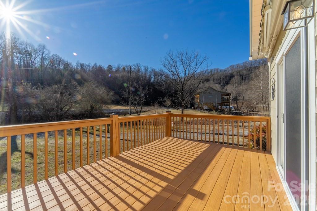 990 Hornet Drive Whittier NC 28789