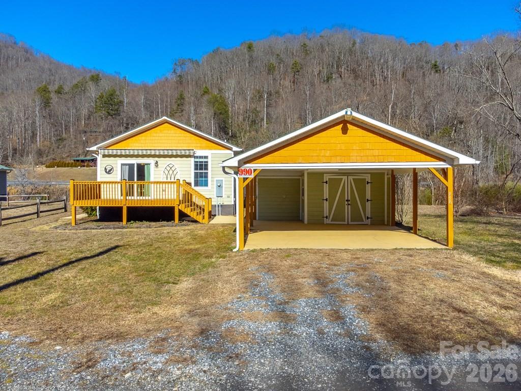 990 Hornet Drive Whittier NC 28789