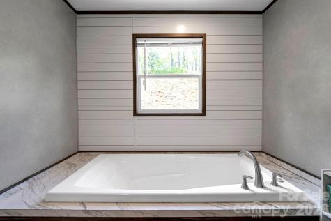 87 Horseback Lane Marshall NC 28753