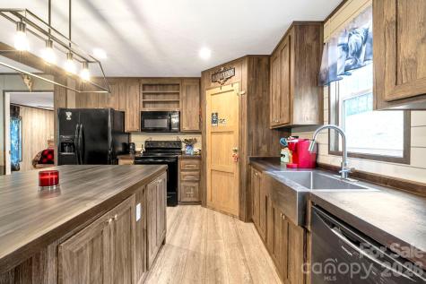 87 Horseback Lane Marshall NC 28753