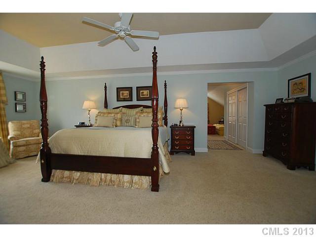 3900 Huckleberry Road Charlotte NC 28210