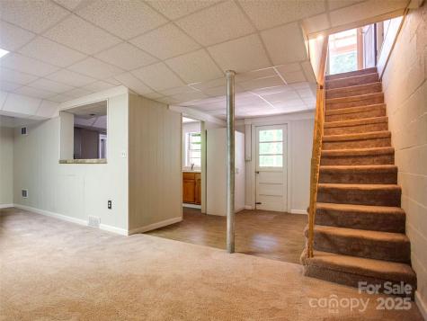 71 Pleasant Ridge Drive Asheville NC 28805