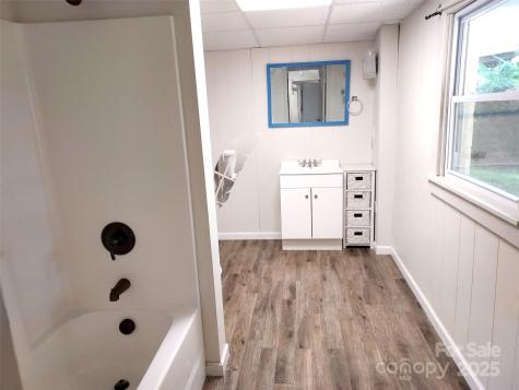 71 Pleasant Ridge Drive Asheville NC 28805