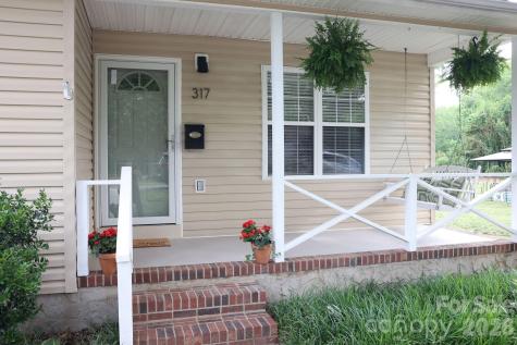 317 Devine Avenue Belmont NC 28012