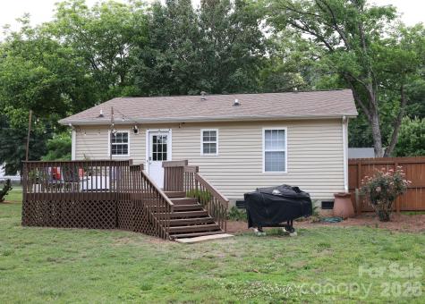 317 Devine Avenue Belmont NC 28012