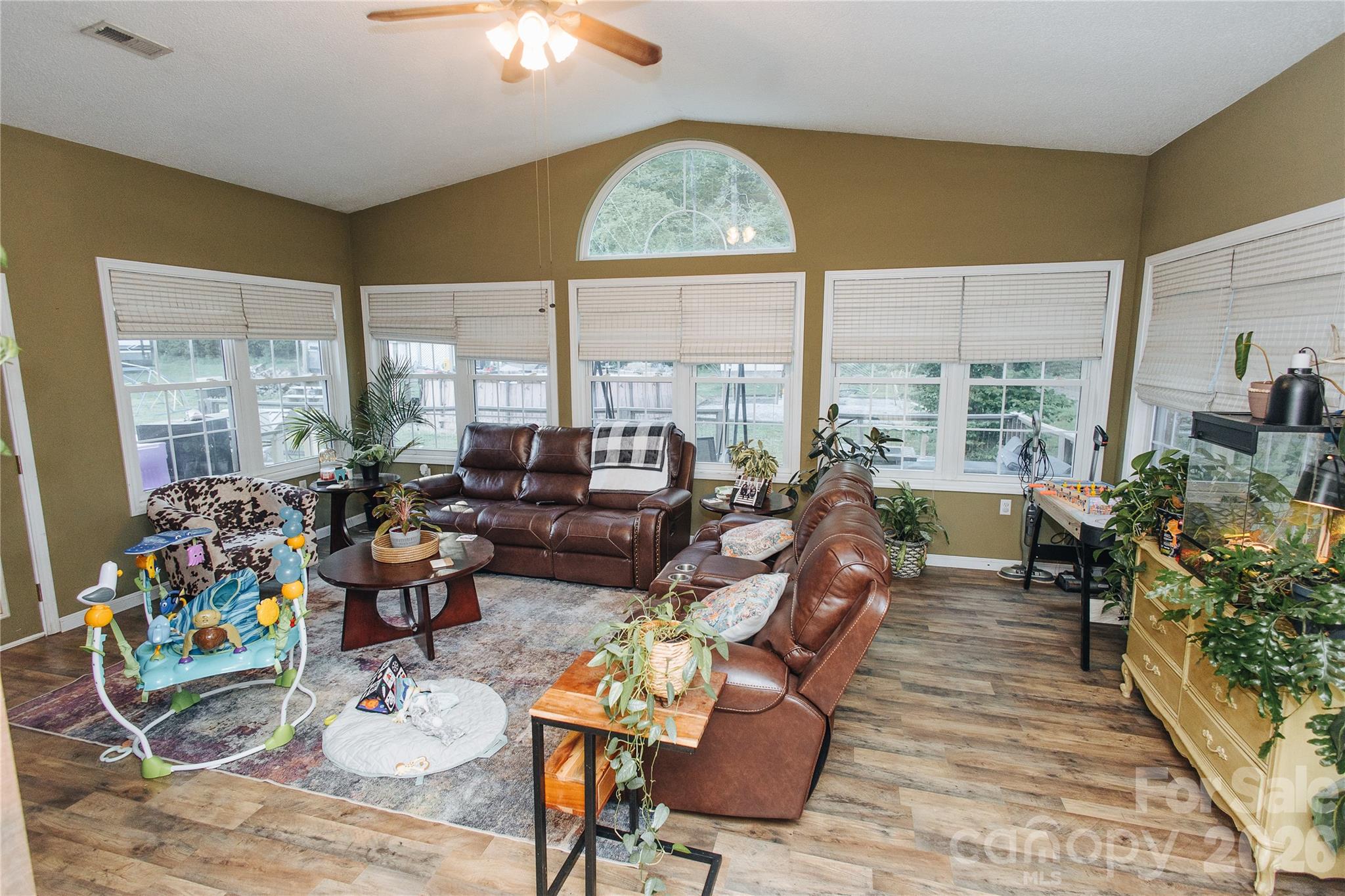 341 Bond Street Marion NC 28752