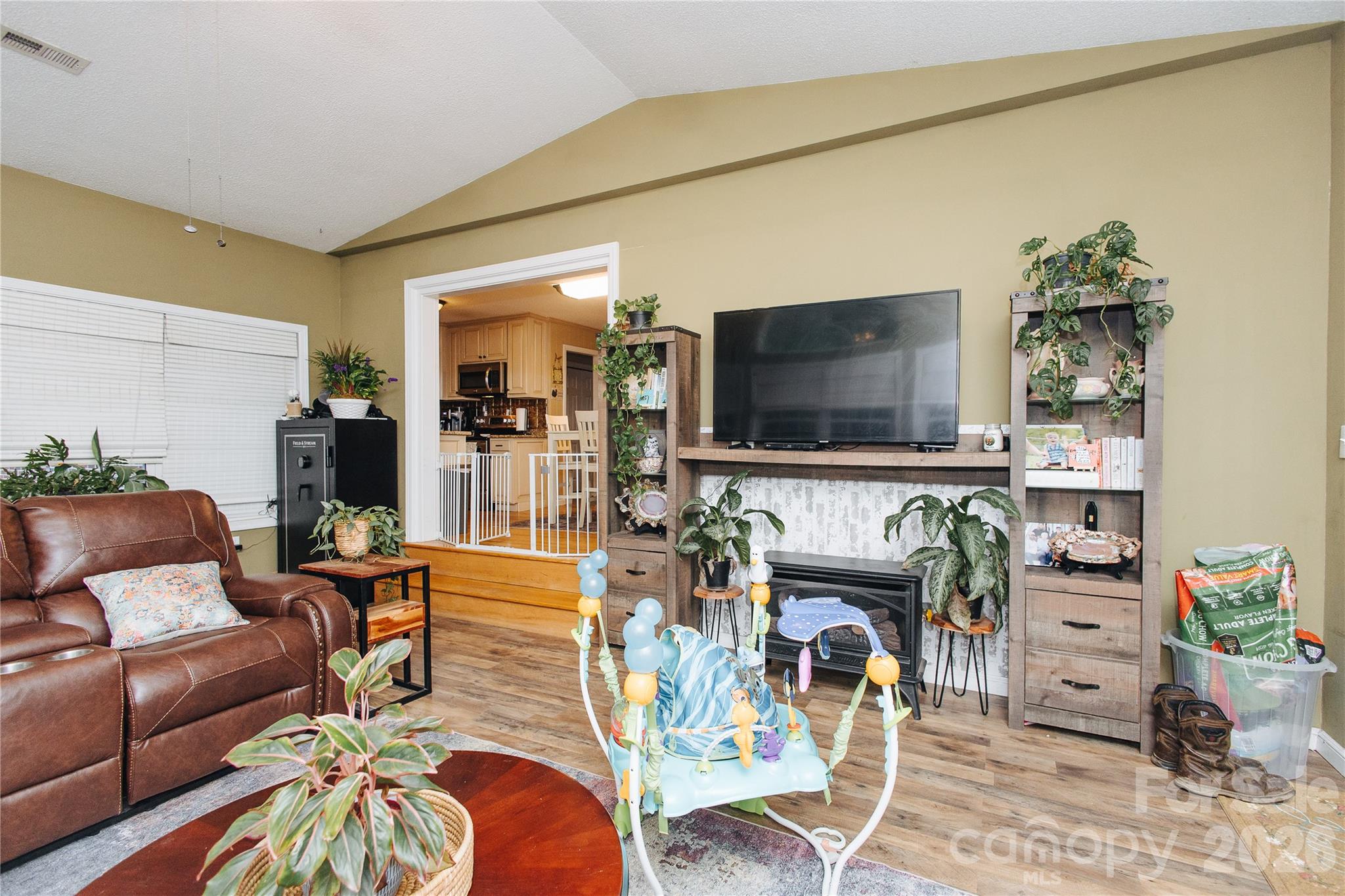 341 Bond Street Marion NC 28752