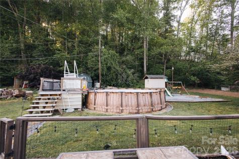 341 Bond Street Marion NC 28752