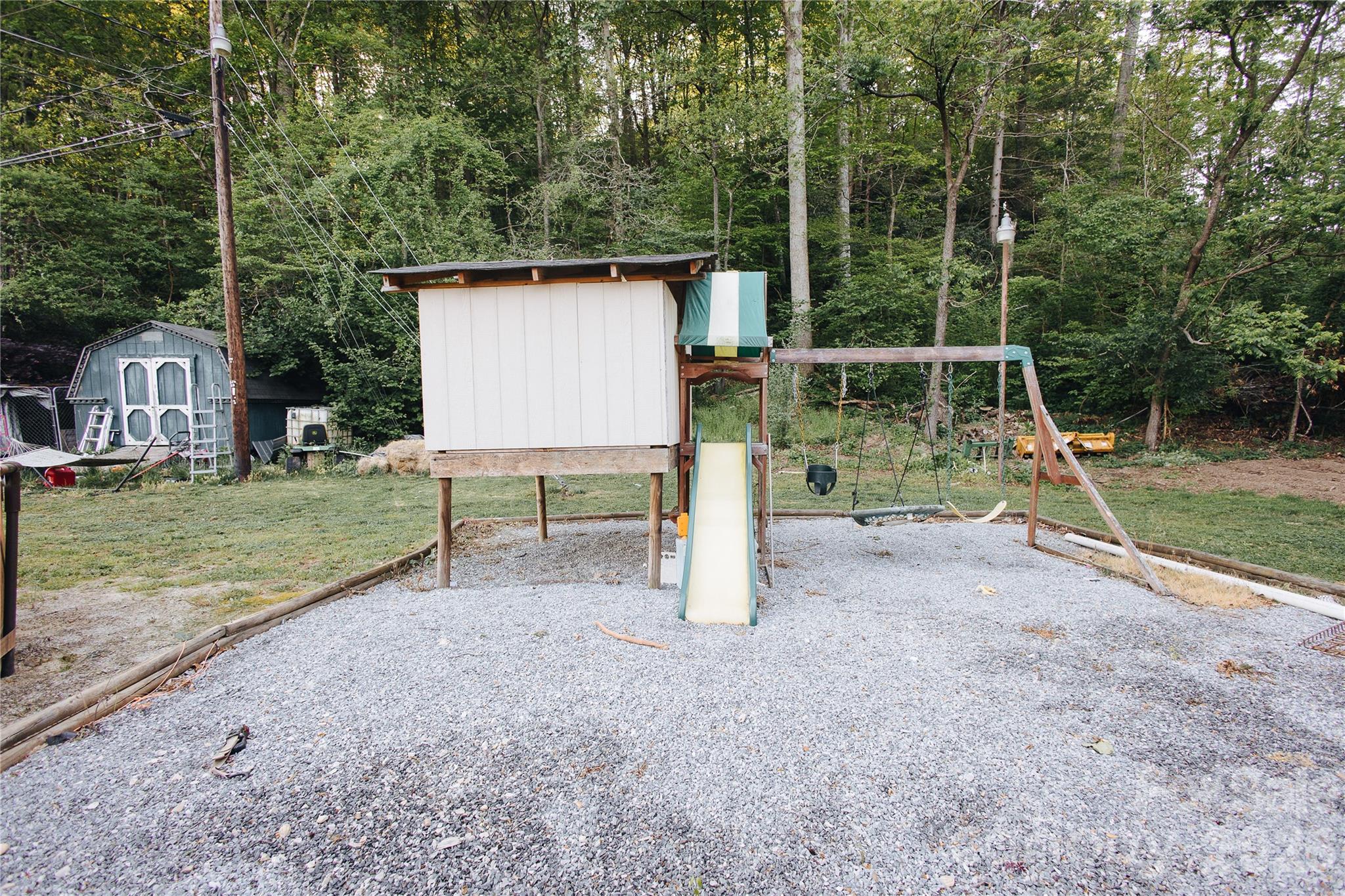341 Bond Street Marion NC 28752