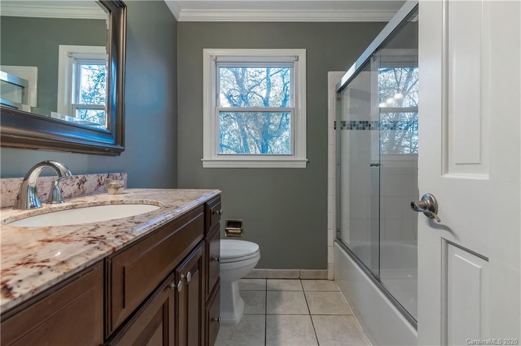 12317 Taragate Drive Charlotte NC 28273