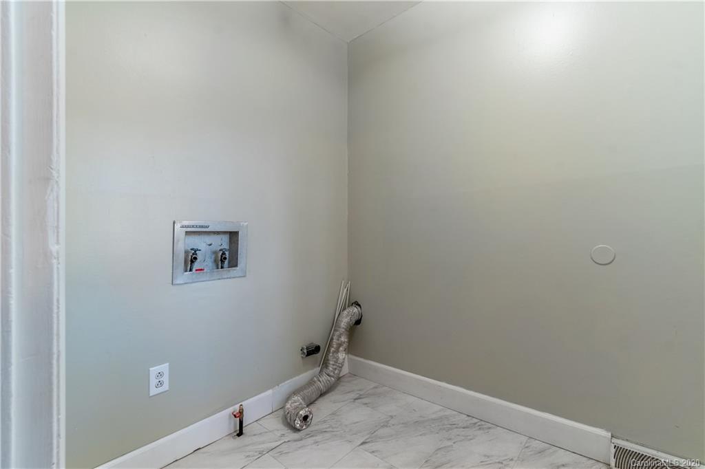 12317 Taragate Drive Charlotte NC 28273