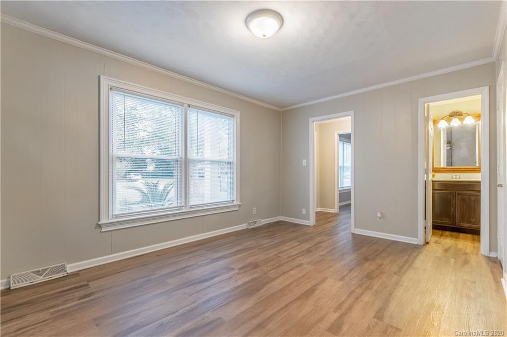 12317 Taragate Drive Charlotte NC 28273