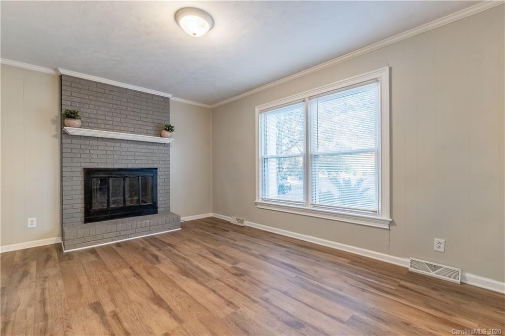 12317 Taragate Drive Charlotte NC 28273