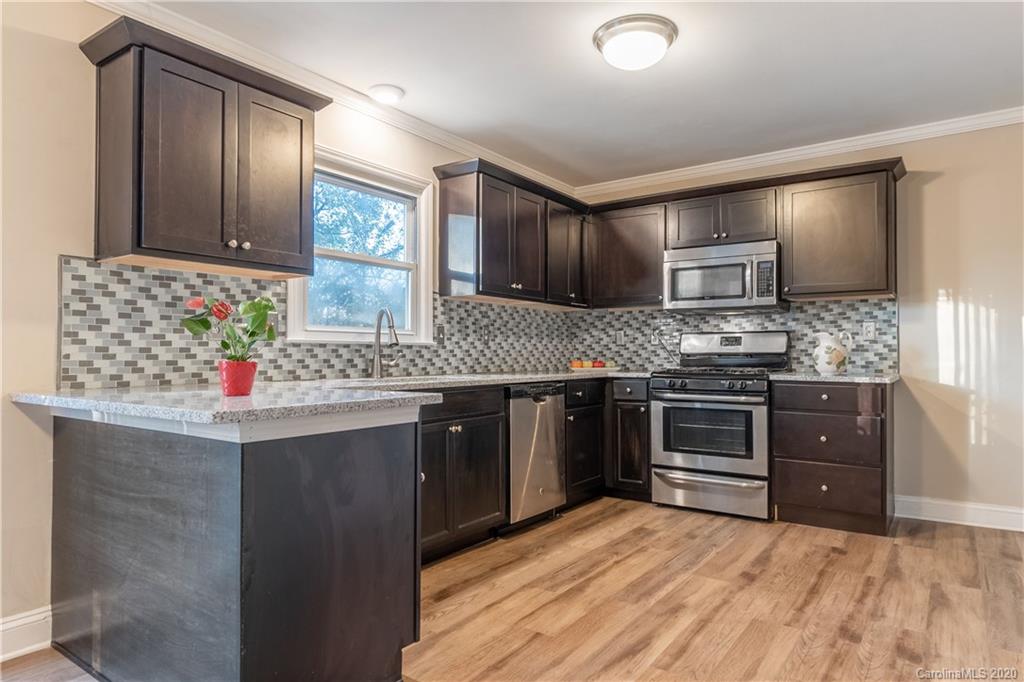 12317 Taragate Drive Charlotte NC 28273