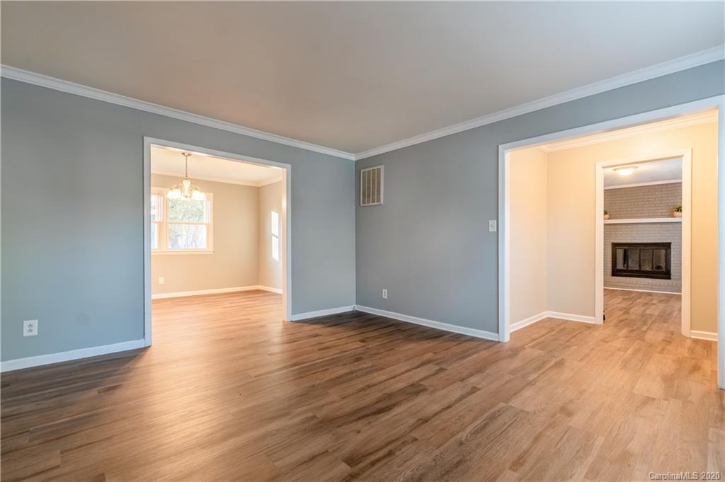 12317 Taragate Drive Charlotte NC 28273