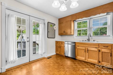 406 Swanson Drive SW Lenoir NC 28645
