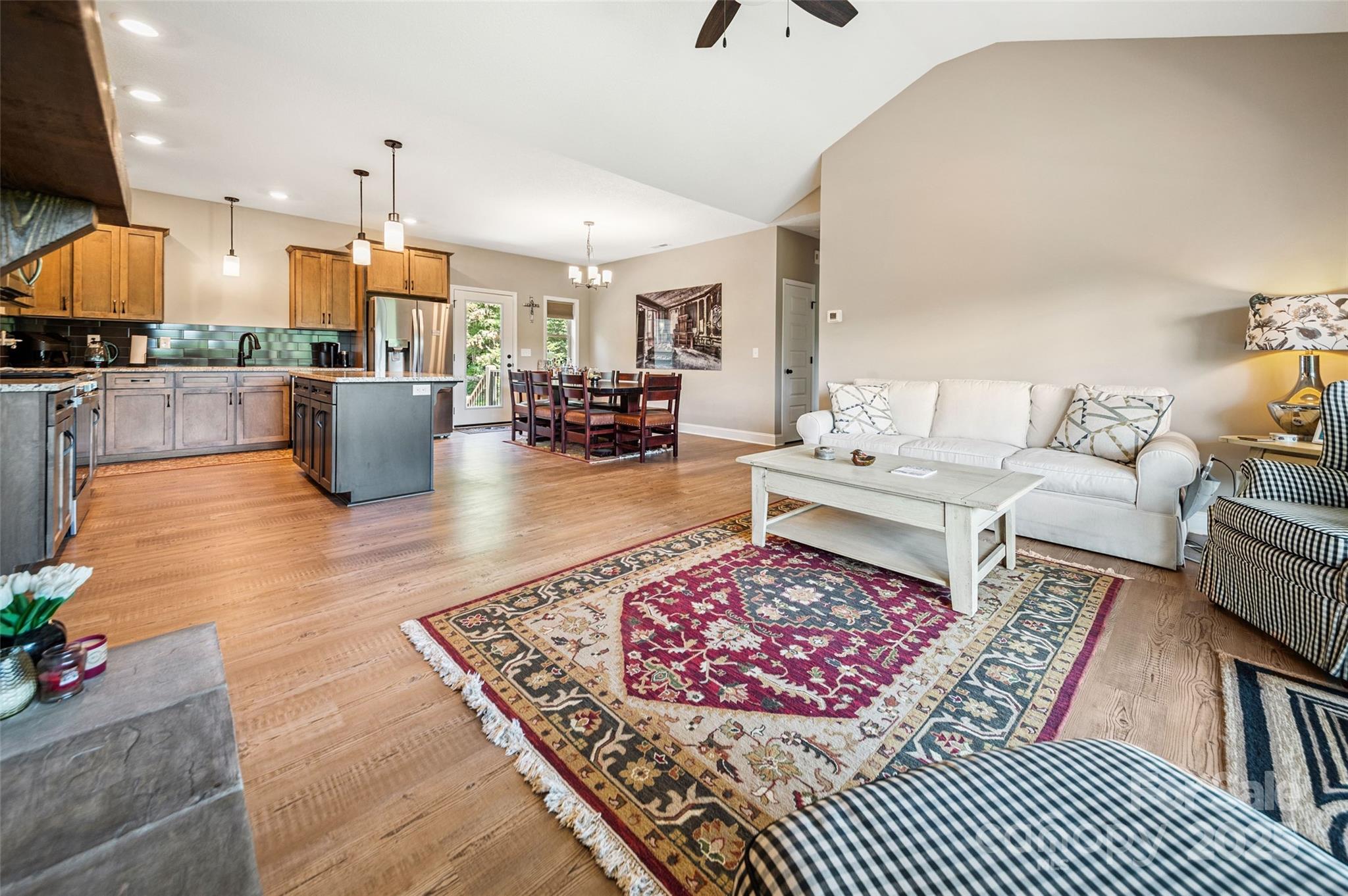 71 Banks Creek Road Burnsville NC 28714