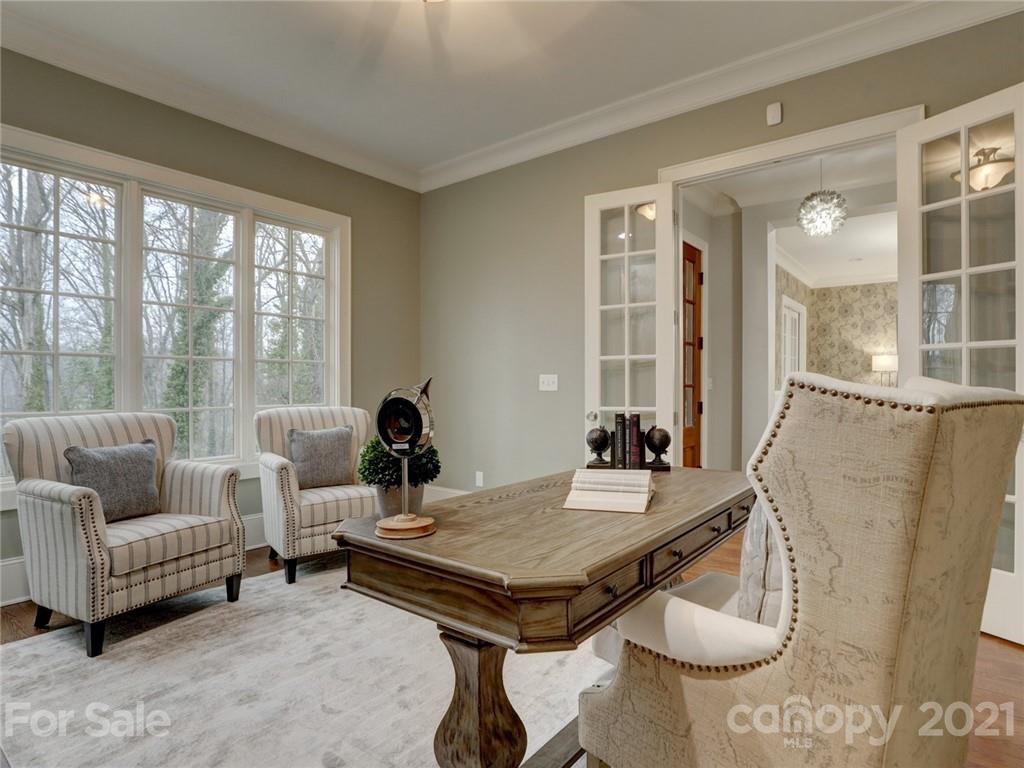 1669 Sterling Road Charlotte NC 28209
