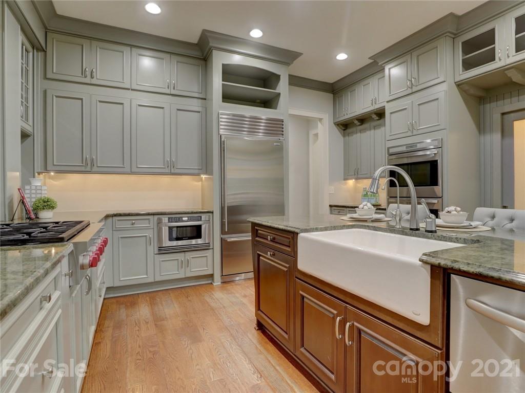 1669 Sterling Road Charlotte NC 28209