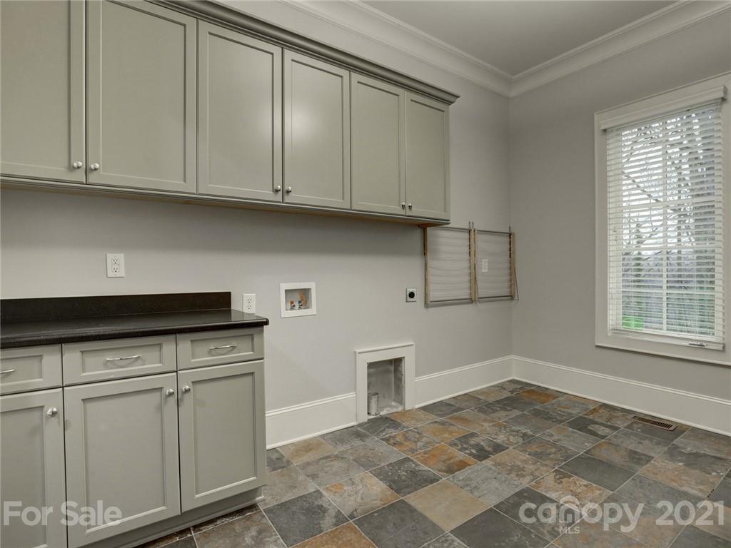 1669 Sterling Road Charlotte NC 28209
