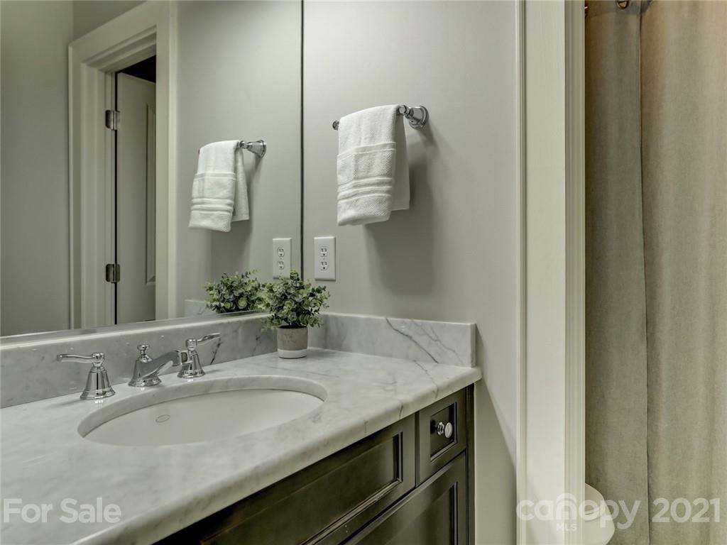 1669 Sterling Road Charlotte NC 28209
