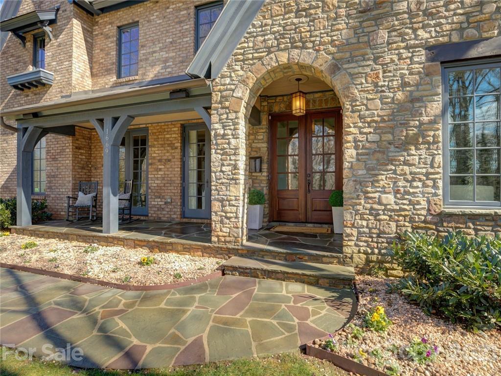 1669 Sterling Road Charlotte NC 28209