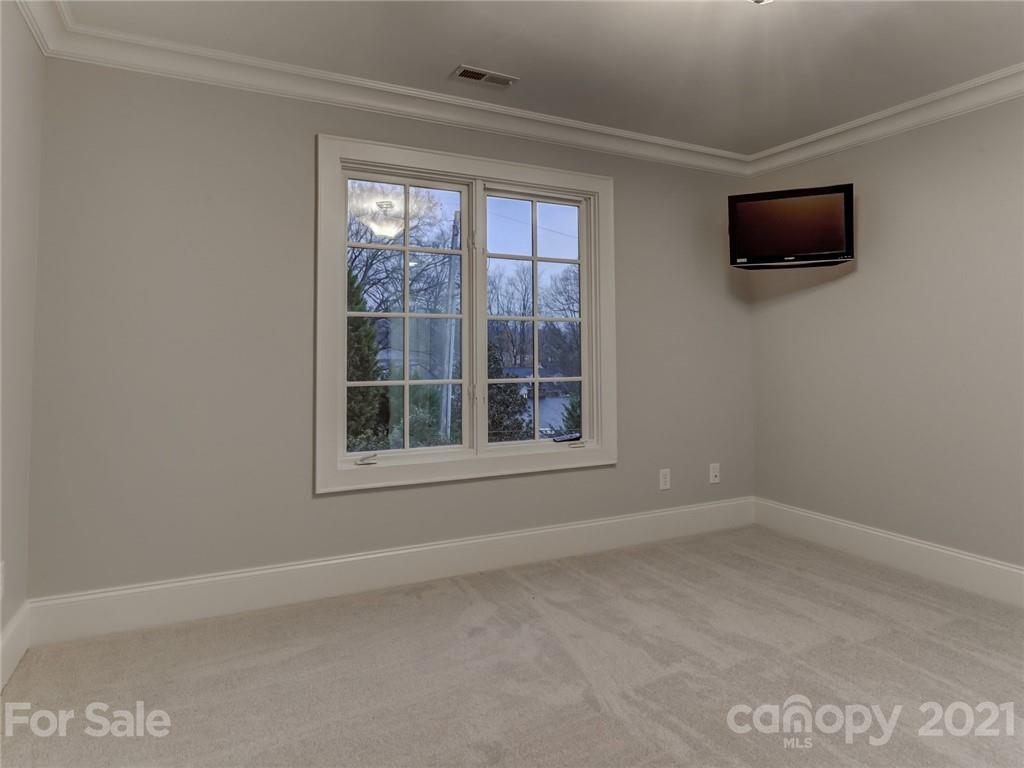 1669 Sterling Road Charlotte NC 28209