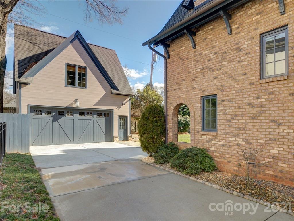 1669 Sterling Road Charlotte NC 28209