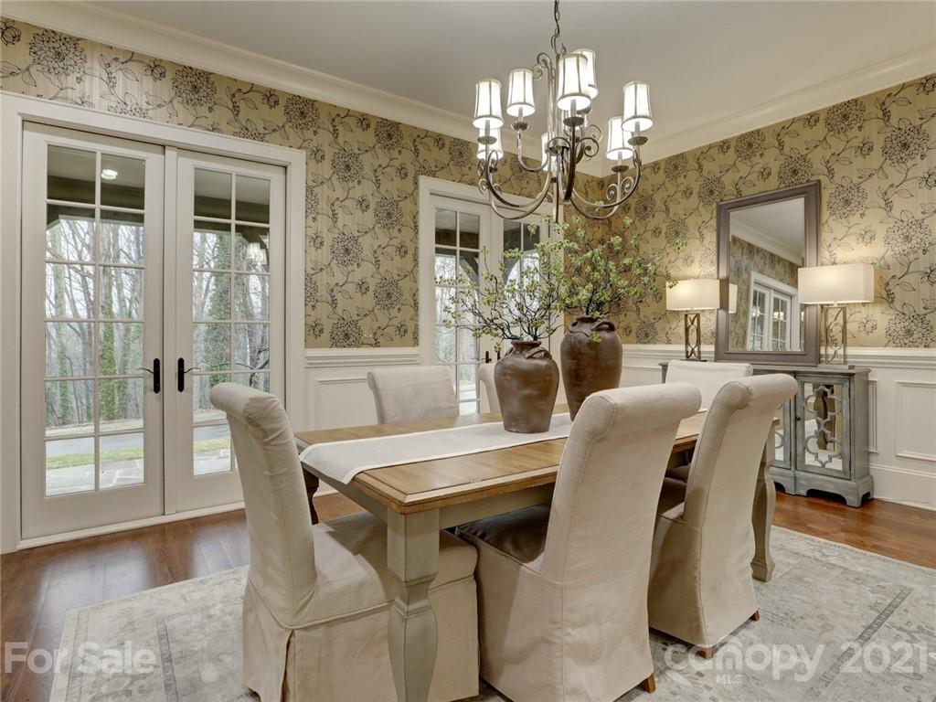 1669 Sterling Road Charlotte NC 28209