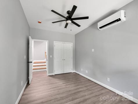 153 State Street Asheville NC 28806