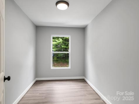 153 State Street Asheville NC 28806