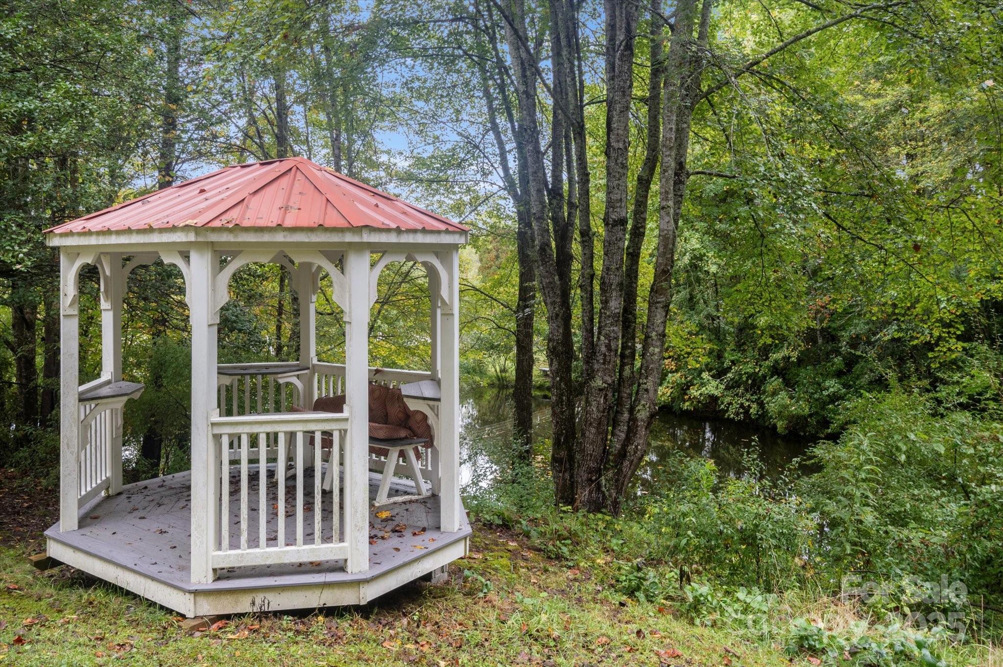89 Quiet Pond Lane Pisgah Forest NC 28768
