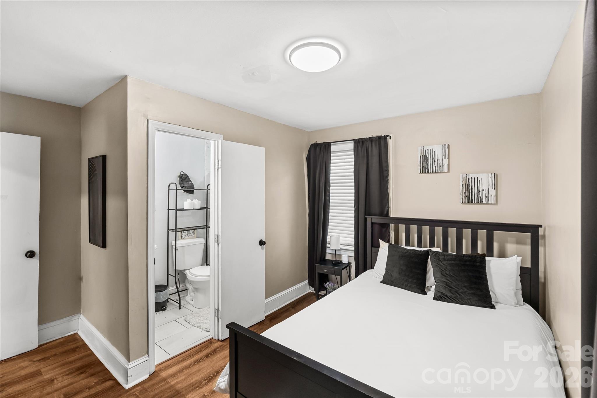 2738 Catalina Avenue Charlotte NC 28206