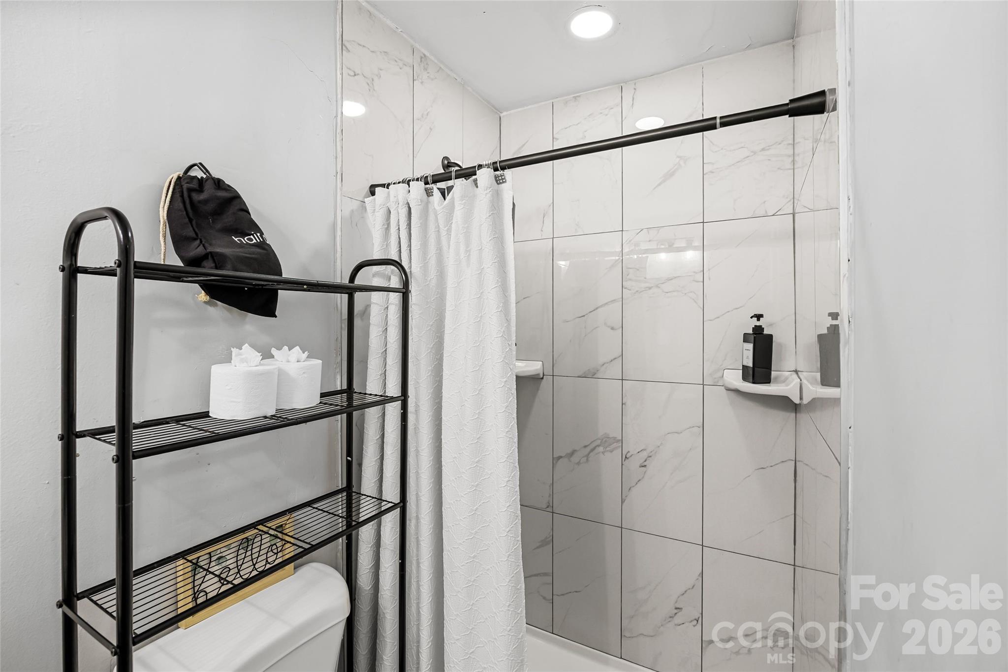 2738 Catalina Avenue Charlotte NC 28206
