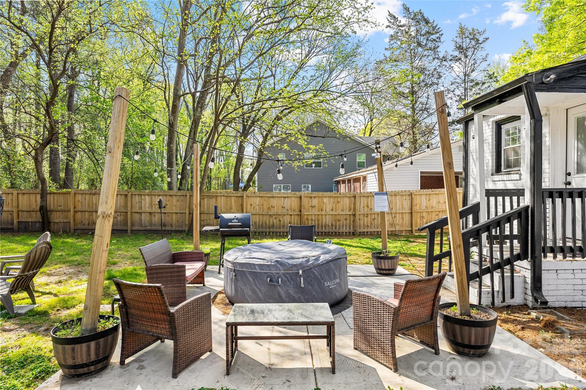2738 Catalina Avenue Charlotte NC 28206
