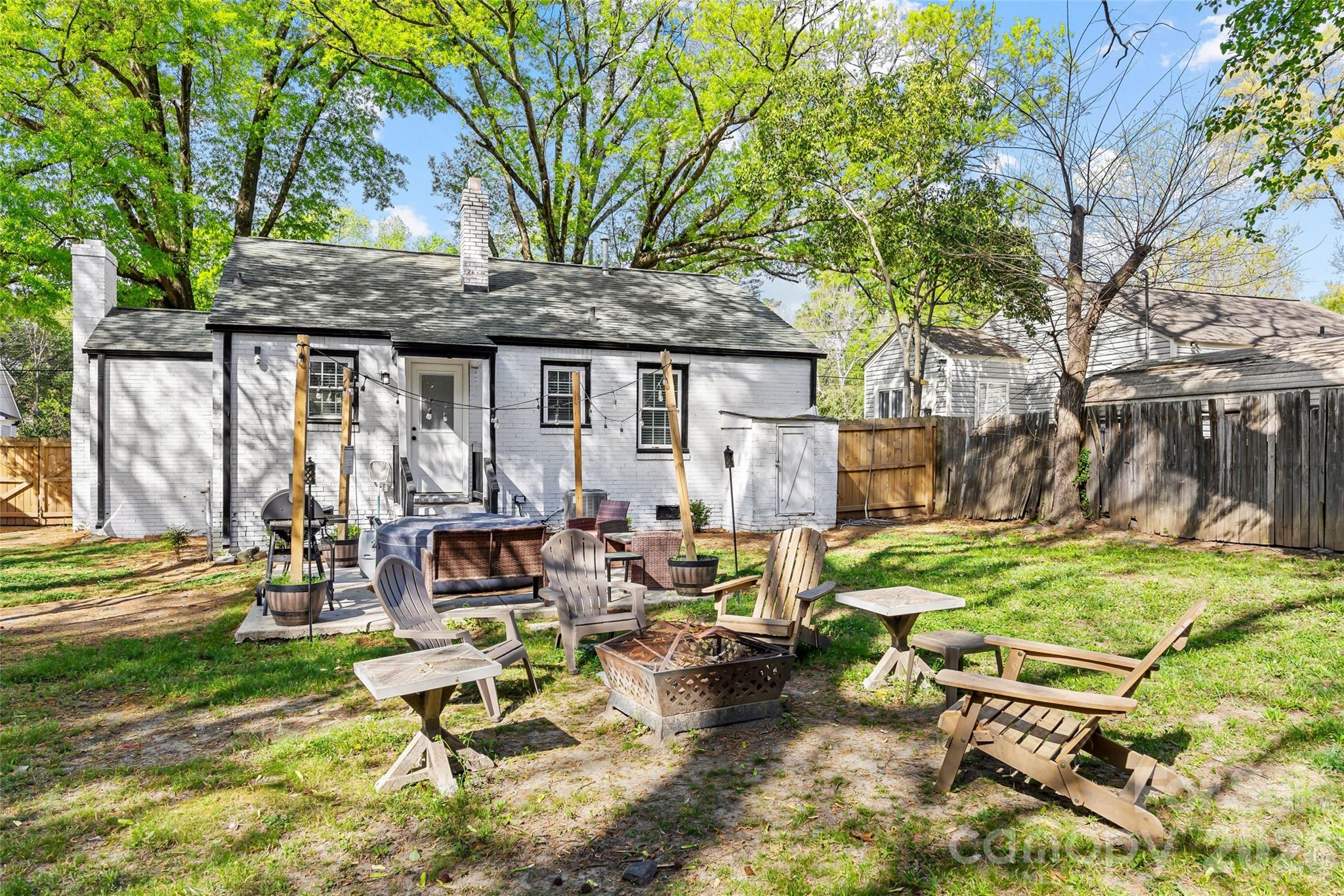 2738 Catalina Avenue Charlotte NC 28206